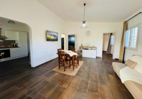 Rose Violet House Noto
